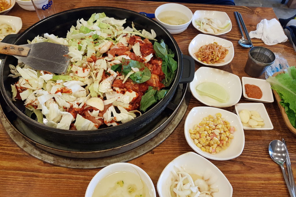 Chuncheon Dakgalbi meal