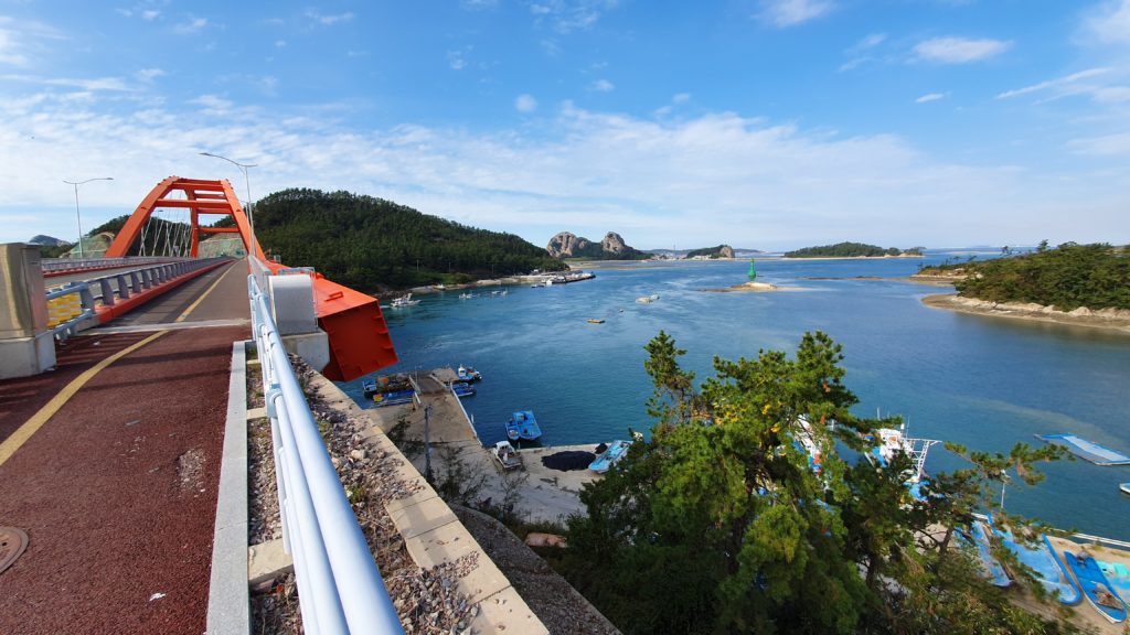 Seonyu island bridge and Seonyudo island in South Korea