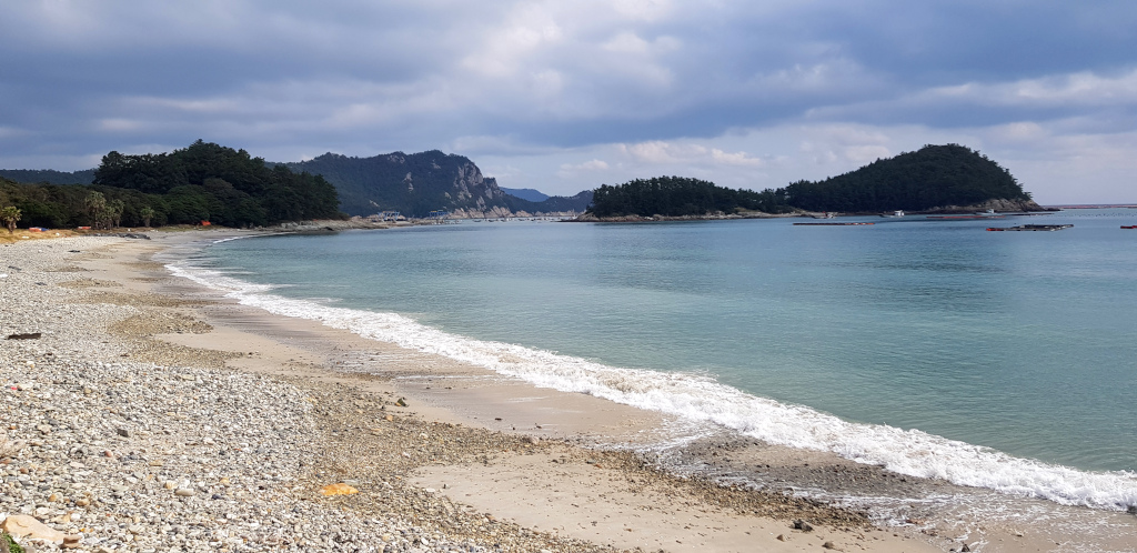 Tong-ri beach on Bogil Island in South Korea
