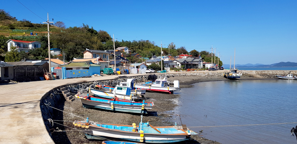 Jeokgeum village on Jeokgeumtto Island next to Goheung peninsula in South Korea