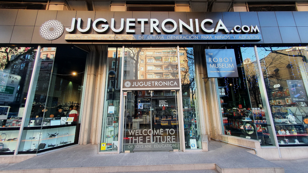 Juguetronica and The Robot Museum in Madrid, Spain