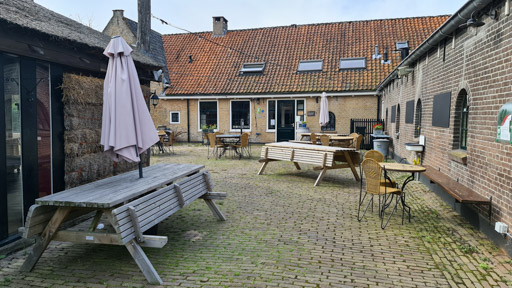 Buitenplaats cafe in Vlaardingen