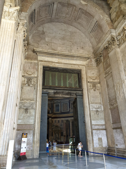 COVID-19 travel: a city trip to Rome - Pantheon