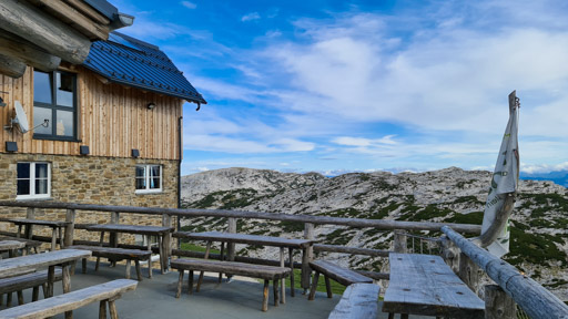 Dachstein Krippenstein in Summer - lodge