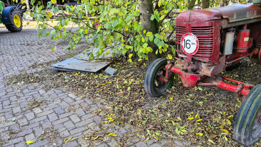 Tractor at Boerderij 't Geertje - Netherlands farm